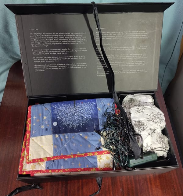 Preparing for a Sustainable & Minimal Christmas